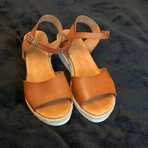 Elegant Brown Leather Sandals